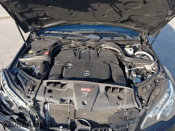2016 Mercedes-Benz E-Class E 400 with VIN WDDKJ6HB9GF331994, listed as a IAAI auction lot 41953303 with 97,378 mi miles. Bid and sale history available at carsss.com. Image 10.
