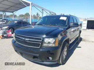 2007 Chevrolet Suburban LT with VIN 3GNFC16J07G243215, listed as a IAAI auction lot 41631673 with 200,990 mi miles and . Bid and sale history available at DreamBid. Image 18.