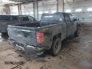 2017 Chevrolet Silverado 1500 Custom with VIN 1GCVKPEC2HZ263870, listed as a IAAI auction lot 41618087 with 197,482 mi miles. Bid and sale history available at carsss.com. Image 4.