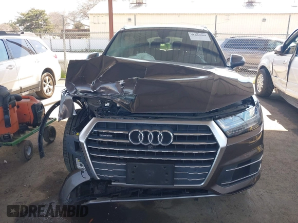 2018 Audi Q7 Premium Plus z VIN WA1LHAF79JD044647, wystawiony jako IAAI lot #41666009 z przebiegiem 60 087 mil mil oraz . Historia ofert i sprzedaży dostępna na DreamBid. Obrazek 12.