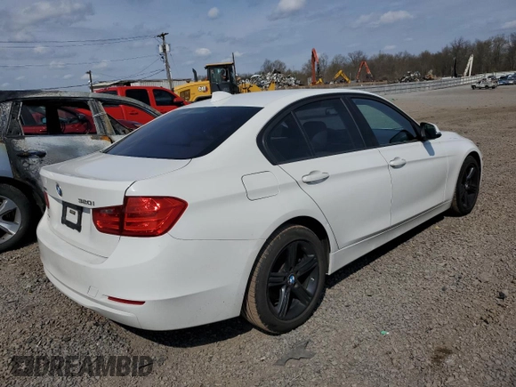 2013 BMW 3 Series 320i xDrive with VIN WBA3C3C5XDF980169, listed as a Copart auction lot 52717675 with 119,297 mi miles and Salvage title. Bid and sale history available at DreamBid. Image 3.