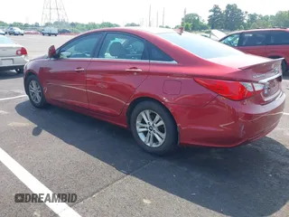 2013 Hyundai Sonata GLS z VIN 5NPEB4AC7DH798019, wystawiony jako IAAI lot #42456870 z przebiegiem 88 583 mil mil oraz . Historia ofert i sprzedaży dostępna na DreamBid. Obrazek 3.