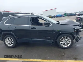 2015 Jeep Cherokee Latitude with VIN 1C4PJLCB9FW737360, listed as a IAAI auction lot 41939681 with 226,603 mi miles and . Bid and sale history available at carsss.com. Image 13.