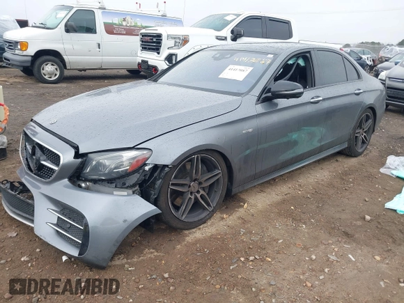 2018 Mercedes-Benz E-Class AMG E 43 with VIN WDDZF6EB4JA384109, listed as a IAAI auction lot 41417087 with 64,983 mi miles. Bid and sale history available at carsss.com. Image 22.