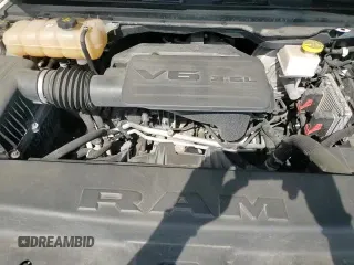 2020 Ram 1500 Big Horn z VIN 1C6RRFFG2LN230528, wystawiony jako Copart lot #68477545 z przebiegiem 83 738 mil mil oraz Szkoda całkowita • Salvage title. Historia ofert i sprzedaży dostępna na DreamBid. Obrazek 13.