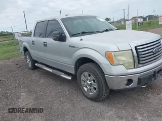 2011 Ford F-150 XLT with VIN 1FTFW1ET4BFB81296, listed as a IAAI auction lot 41935528 with 386,703 mi miles. Bid and sale history available at carsss.com. Image 1.
