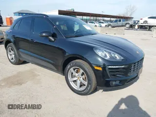 2018 Porsche Macan with VIN WP1AA2A54JLB01757, listed as a IAAI auction lot 41560853 with 98,815 mi miles. Bid and sale history available at carsss.com. Image 1.