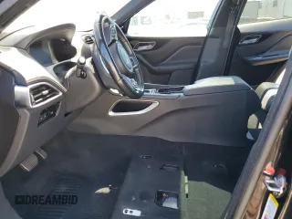 2018 Jaguar F-Pace 30t R-Sport with VIN SADCL2GX4JA329965, listed as a Copart auction lot 67172964 with 87,060 mi miles and Salvage title. Bid and sale history available at DreamBid. Image 7.
