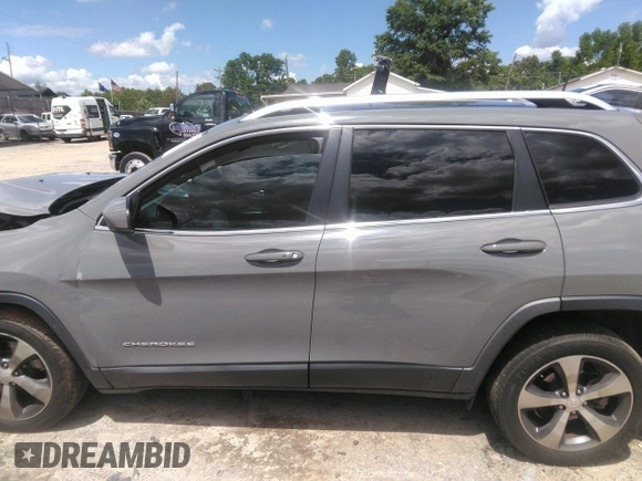 2020 Jeep Cherokee Limited with VIN 1C4PJLDN4LD552066, listed as a IAAI auction lot 42176712 with 67,849 mi miles and . Bid and sale history available at DreamBid. Image 14.