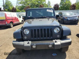 2014 Jeep Wrangler Unlimited Sahara with VIN 1C4HJWEG5EL312006, listed as a Copart auction lot 61821445 with 159,416 mi miles and Salvage title. Bid and sale history available at DreamBid. Image 5.