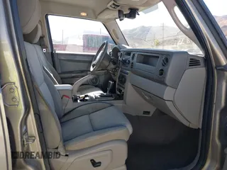 2006 Jeep Commander z VIN 1J8HG48N26C104740, wystawiony jako IAAI lot #42813918 z przebiegiem 182 464 mil mil oraz . Historia ofert i sprzedaży dostępna na DreamBid. Obrazek 5.