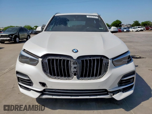 2022 BMW X5 sDrive40i with VIN 5UXCR4C01N9J66048, listed as a Copart auction lot 52227615 with Not Provided miles and Salvage Title. Bid and sale history available at DreamBid. Image 5.