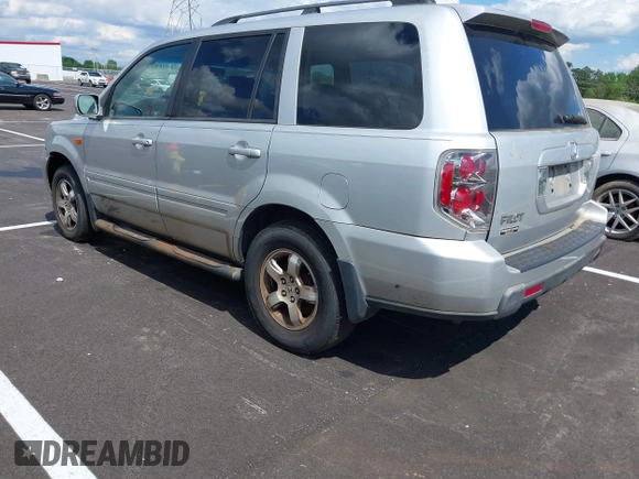 2008 Honda Pilot EX-L with VIN 5FNYF28558B016026, listed as a IAAI auction lot 42192781 with 271,829 mi miles and . Bid and sale history available at DreamBid. Image 3.