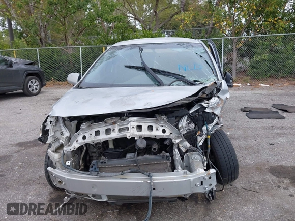 2008 Toyota Yaris with VIN JTDBT923881283264, listed as a IAAI auction lot 41622435 with 174,689 mi miles. Bid and sale history available at carsss.com. Image 12.