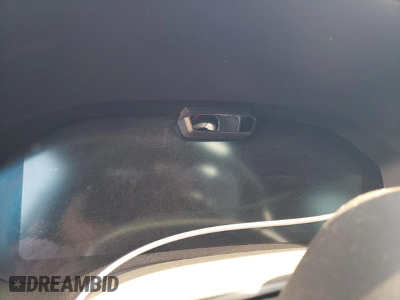2021 BMW M8 z VIN WBSGV0C01MCF26925, wystawiony jako Copart lot #68743134 z przebiegiem Nie podano mil oraz Szkoda całkowita • Salvage title. Historia ofert i sprzedaży dostępna na DreamBid. Obrazek 9.