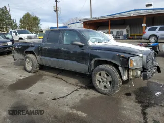 2006 Dodge Dakota SLT z VIN 1D7HW48N66S716560, wystawiony jako Copart lot #49677695 z przebiegiem 163 717 mil mil oraz Szkoda całkowita • Salvage title. Historia ofert i sprzedaży dostępna na DreamBid. Obrazek 4.