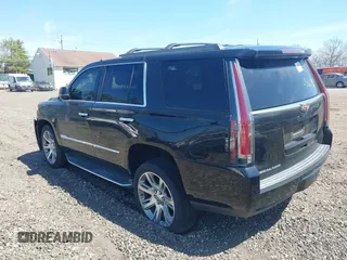 2015 Chevrolet Tahoe LT with VIN 1GNSKBKC5FR229193, listed as a IAAI auction lot 42079931 with Not provided miles and . Bid and sale history available at DreamBid. Image 3.
