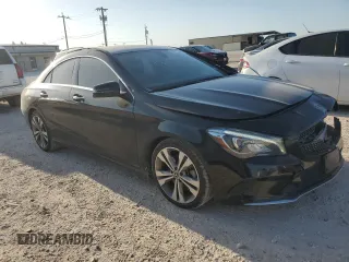 2019 Mercedes-Benz CLA 250 z VIN WDDSJ4EB1KN742362, wystawiony jako Copart lot #52412945 z przebiegiem 52 419 mil mil oraz Szkoda całkowita • Salvage title. Historia ofert i sprzedaży dostępna na DreamBid. Obrazek 4.