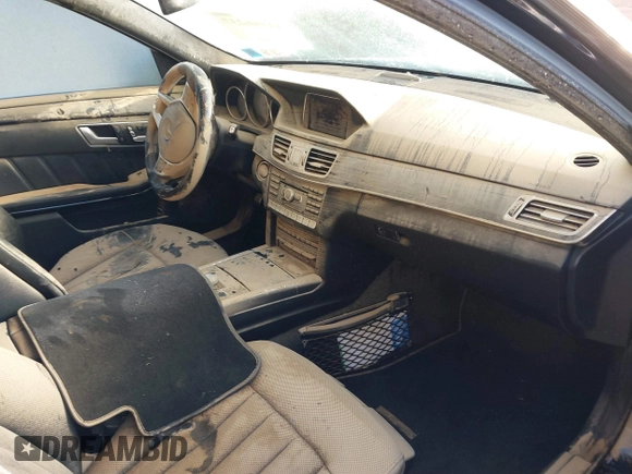 2014 Mercedes-Benz E 550 Sport with VIN WDDHF9BB4EA976083, listed as a IAAI auction lot 41166237 with Not Provided miles and . Bid and sale history available at DreamBid. Image 5.