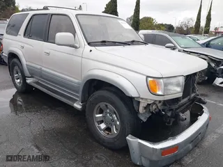 1997 Toyota 4Runner Limited with VIN JT3GN87R5V0021375, listed as a IAAI auction lot 41529146 with 226,304 mi miles. Bid and sale history available at carsss.com. Image 1.