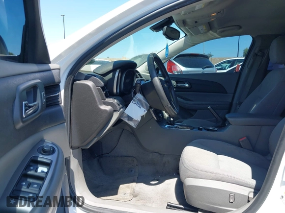 2015 Chevrolet Malibu LS with VIN 1G11A5SL0FF122278, listed as a IAAI auction lot 42095636 with 111,911 mi miles and . Bid and sale history available at DreamBid. Image 5.