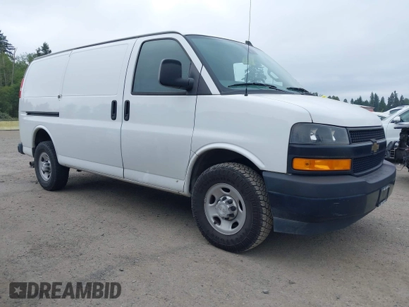 2019 Chevrolet Express Cargo z VIN 1GCWGAFP7K1189100, wystawiony jako IAAI lot #42459577 z przebiegiem 95 789 mil mil oraz . Historia ofert i sprzedaży dostępna na DreamBid. Obrazek 1.