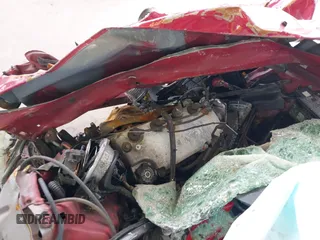 2000 Honda Civic EX z VIN 1HGEJ8244YL082635, wystawiony jako IAAI lot #42213659 z przebiegiem Nie podano mil oraz . Historia ofert i sprzedaży dostępna na DreamBid. Obrazek 10.