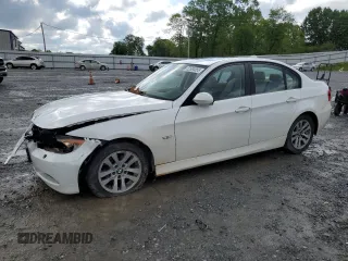 2007 BMW 3 Series 328i with VIN WBAVA33517KX81800, listed as a Copart auction lot 52684855 with 147,621 mi miles and Salvage Title. Bid and sale history available at carsss.com. Image 1.