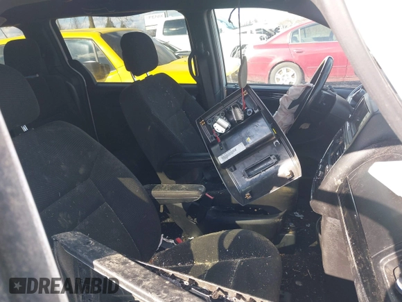 2020 Dodge Grand Caravan SE with VIN 2C4RDGBG6LR240369, listed as a IAAI auction lot 41651206 with 101,814 mi miles and . Bid and sale history available at DreamBid. Image 5.