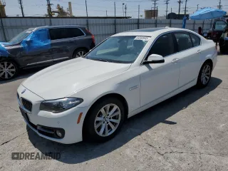 2015 BMW 5 Series 528i z VIN WBA5A5C54FD513225, wystawiony jako Copart lot #64302645 z przebiegiem 74 980 mil mil oraz Szkoda całkowita • Salvage title. Historia ofert i sprzedaży dostępna na DreamBid. Obrazek 1.