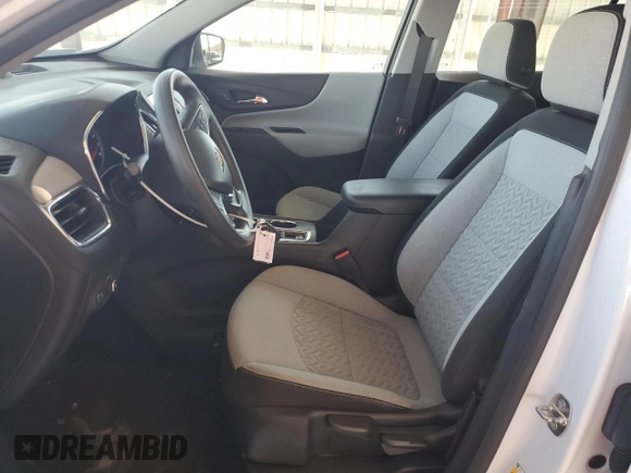 2022 Chevrolet Equinox LS z VIN 3GNAXHEVXNS237315, wystawiony jako Copart lot #57390925 z przebiegiem 22 590 mil mil oraz Szkoda całkowita • Salvage title. Historia ofert i sprzedaży dostępna na DreamBid. Obrazek 7.