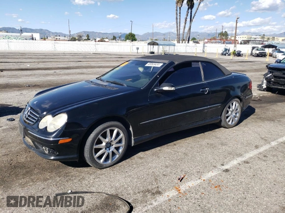 2005 Mercedes-Benz CLK 500 with VIN WDBTK75G05T048236, listed as a Copart auction lot 48063434 with 228,417 mi miles and Clean title. Bid and sale history available at DreamBid. Image 1.