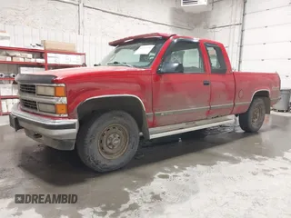 1995 Chevrolet Silverado 1500 with VIN 2GCEK19KXS1125508, listed as a IAAI auction lot 42058195 with 256,480 mi miles and . Bid and sale history available at DreamBid. Image 2.