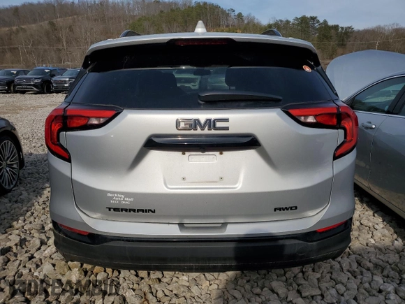 2020 GMC Terrain SLE with VIN 3GKALTEV0LL313935, listed as a Copart auction lot 46490145 with 81,158 mi miles and Salvage Title. Bid and sale history available at carsss.com. Image 6.