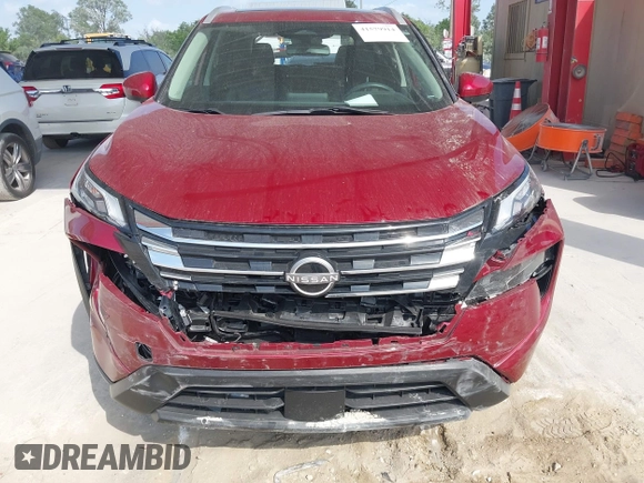 2024 Nissan Rogue SV with VIN JN8BT3BA5RW002509, listed as a IAAI auction lot 41579914 with 12,753 mi miles and . Bid and sale history available at carsss.com. Image 6.