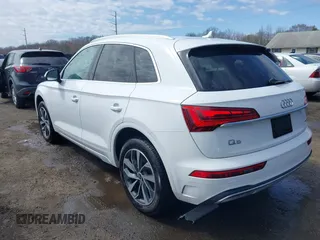 2021 Audi Q5 Premium Plus with VIN WA1BAAFY5M2010794, listed as a IAAI auction lot 41697512 with 51,732 mi miles and . Bid and sale history available at DreamBid. Image 3.