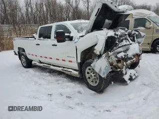 2019 Chevrolet Silverado 3500HD Work Truck with VIN 1GC4KVCY0KF195981, listed as a Copart auction lot 89049265 with 135,540 mi miles and Clean Title. Bid and sale history available at carsss.com. Image 4.