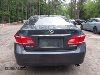 2010 Lexus ES 330 z VIN JTHBK1EG9A2349788, wystawiony jako IAAI lot #42373477 z przebiegiem 213 801 mil mil oraz . Historia ofert i sprzedaży dostępna na DreamBid. Obrazek 16.