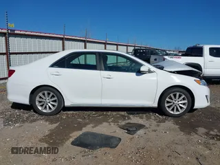 2014 Toyota Camry SE with VIN 4T1BK1FK2EU540026, listed as a IAAI auction lot 41678692 with 85,275 mi miles. Bid and sale history available at carsss.com. Image 12.
