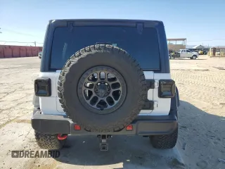 2021 Jeep Wrangler Unlimited Rubicon с VIN 1C4JJXFG4MW838808, выставлен на аукционе Copart как лот 57684355 с пробегом 45 240 миль миль и Списание • Salvage title. История ставок и продаж доступна на DreamBid. Изображение 6.
