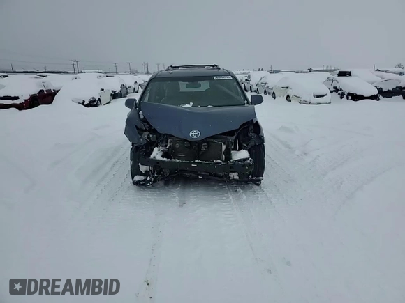 2015 Toyota Sienna Ltd with VIN 5TDDK3DC3FS105560, listed as a Copart auction lot 44848245 with 118,518 mi miles and Salvage Title. Bid and sale history available at carsss.com. Image 11.