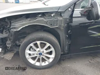 2019 Ford Fusion SE with VIN 3FA6P0HD8KR179507, listed as a IAAI auction lot 41701833 with 54,632 mi miles. Bid and sale history available at carsss.com. Image 18.