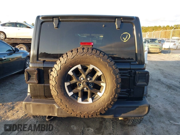 2020 Jeep Wrangler Unlimited Sport S z VIN 1C4HJXDN9LW322426, wystawiony jako IAAI lot #41138988 z przebiegiem 70 261 mil mil oraz . Historia ofert i sprzedaży dostępna na DreamBid. Obrazek 16.