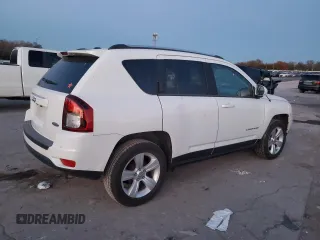 2014 Jeep Compass Latitude with VIN 1C4NJCEB0ED708098, listed as a Copart auction lot 81561334 with 105,687 mi miles and Salvage Title. Bid and sale history available at carsss.com. Image 3.
