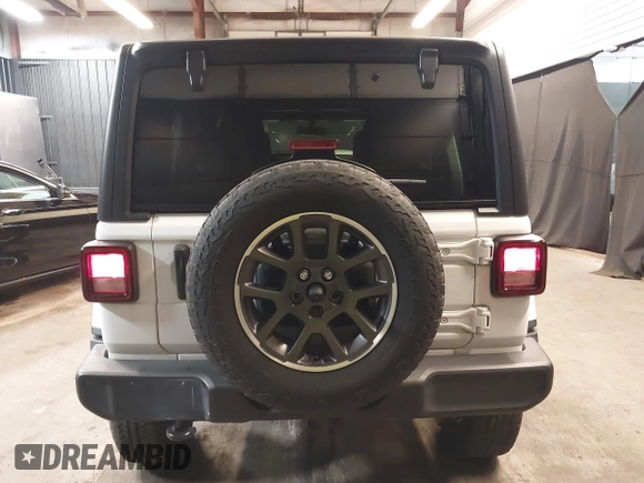 2021 Jeep Wrangler Unlimited Freedom with VIN 1C4HJXDNXMW681267, listed as a IAAI auction lot 42026181 with 40,143 mi miles and . Bid and sale history available at DreamBid. Image 16.