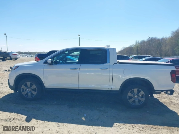 2020 Honda Ridgeline RTL-E with VIN 5FPYK3F75LB000317, listed as a IAAI auction lot 41850029 with 17,430 mi miles. Bid and sale history available at carsss.com. Image 15.