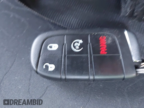 2022 Jeep Renegade Trailhawk with VIN ZACNJDC12NPN60910, listed as a IAAI auction lot 40921024 with 39,791 mi miles and . Bid and sale history available at DreamBid. Image 11.