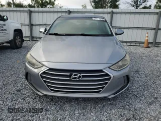 2017 Hyundai Elantra SE z VIN 5NPD84LF5HH086518, wystawiony jako Copart lot #51271675 z przebiegiem 171 402 mil mil oraz Czysty tytuł • Clean title. Historia ofert i sprzedaży dostępna na DreamBid. Obrazek 5.