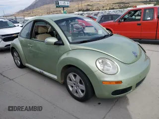 2007 Volkswagen New Beetle Coupe with VIN 3VWPW31C37M502934, listed as a Copart auction lot 75751124 with 108,627 mi miles and Salvage Title. Bid and sale history available at carsss.com. Image 4.