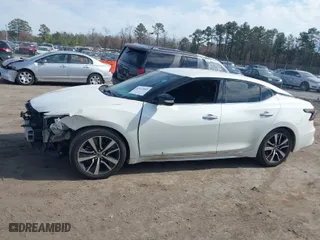 2021 Nissan Maxima SV with VIN 1N4AA6CV8MC505855, listed as a IAAI auction lot 41672461 with 89,433 mi miles. Bid and sale history available at carsss.com. Image 14.